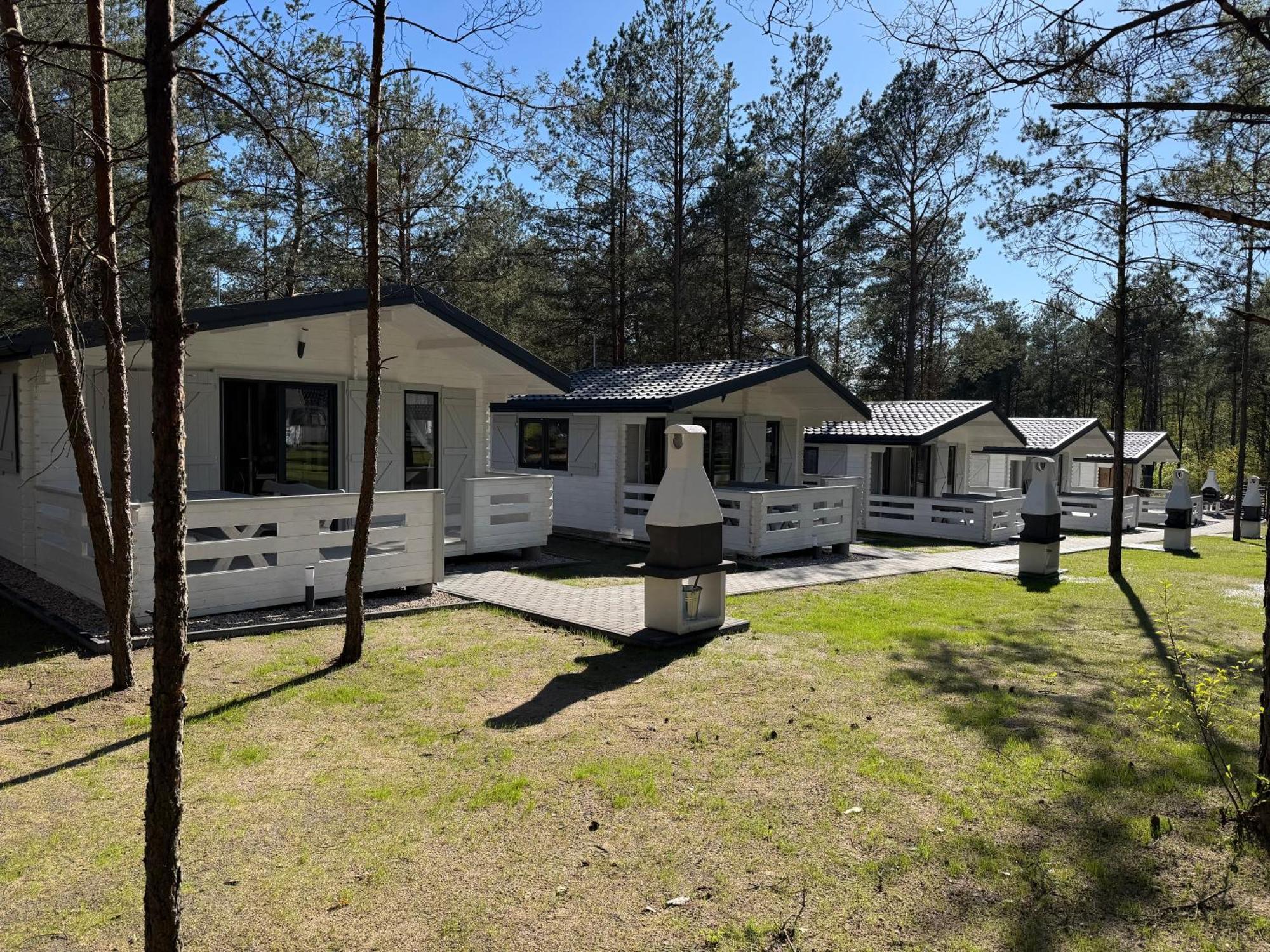 Skrawek Nieba Borsk Villa ภายนอก รูปภาพ